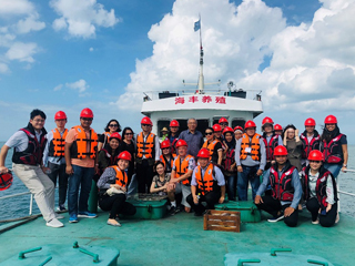中国-东盟海洋研修班师生访问临高海丰公司
