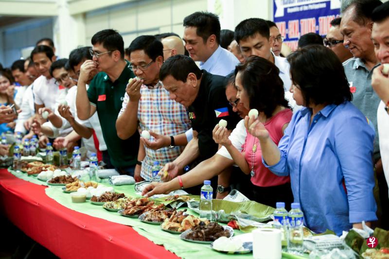 1513043892874927.jpg duterte-in-pampanga-august-28-2017-011.jpg